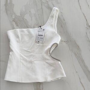 ZARA Elegant White One-Shoulder Top